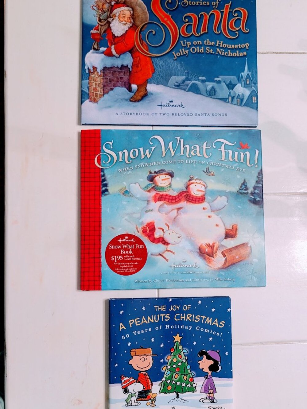 Lot 3 Hallmark Christmas Books HC DJ Santa Snowmen Peanuts Holiday Gift Y2K